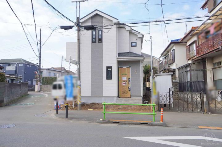 建物外観（2月中旬撮影）