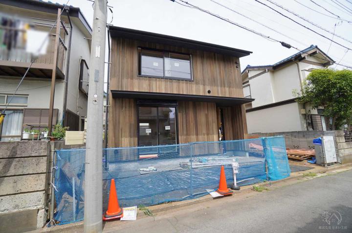 建物外観（4月中旬撮影）建築中