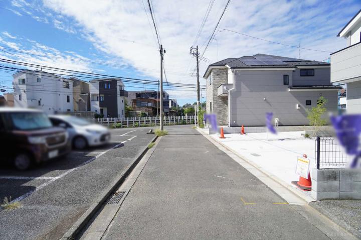 前面道路（9月下旬撮影）