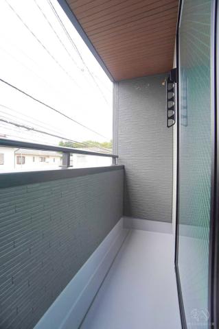 バルコニー（1号棟）