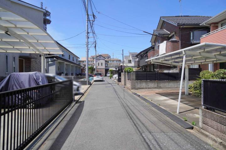 前面道路（5月上旬撮影）