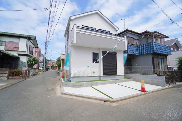 建物外観（8月上旬撮影）