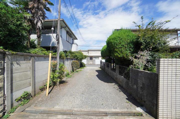 前面道路（9月下旬撮影）