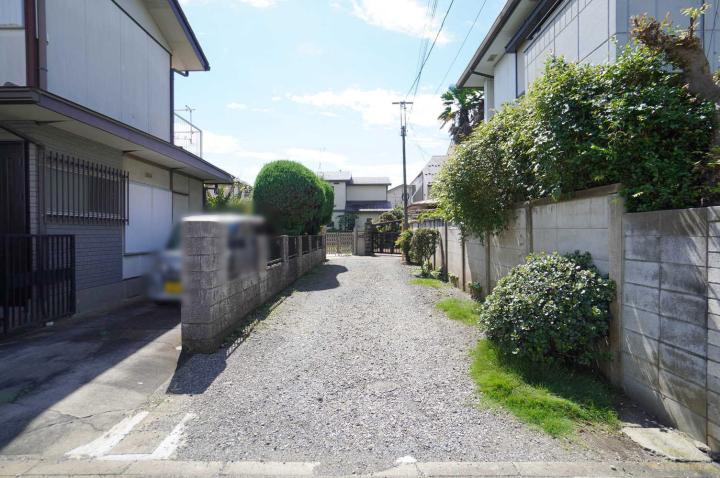前面道路（9月下旬撮影）