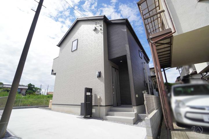 建物外観（9月下旬撮影）