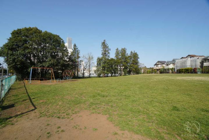 かなやま第二広場
