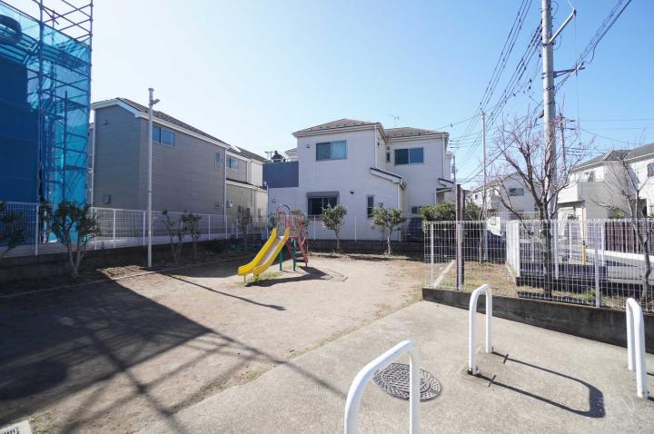 中里金山道児童遊園